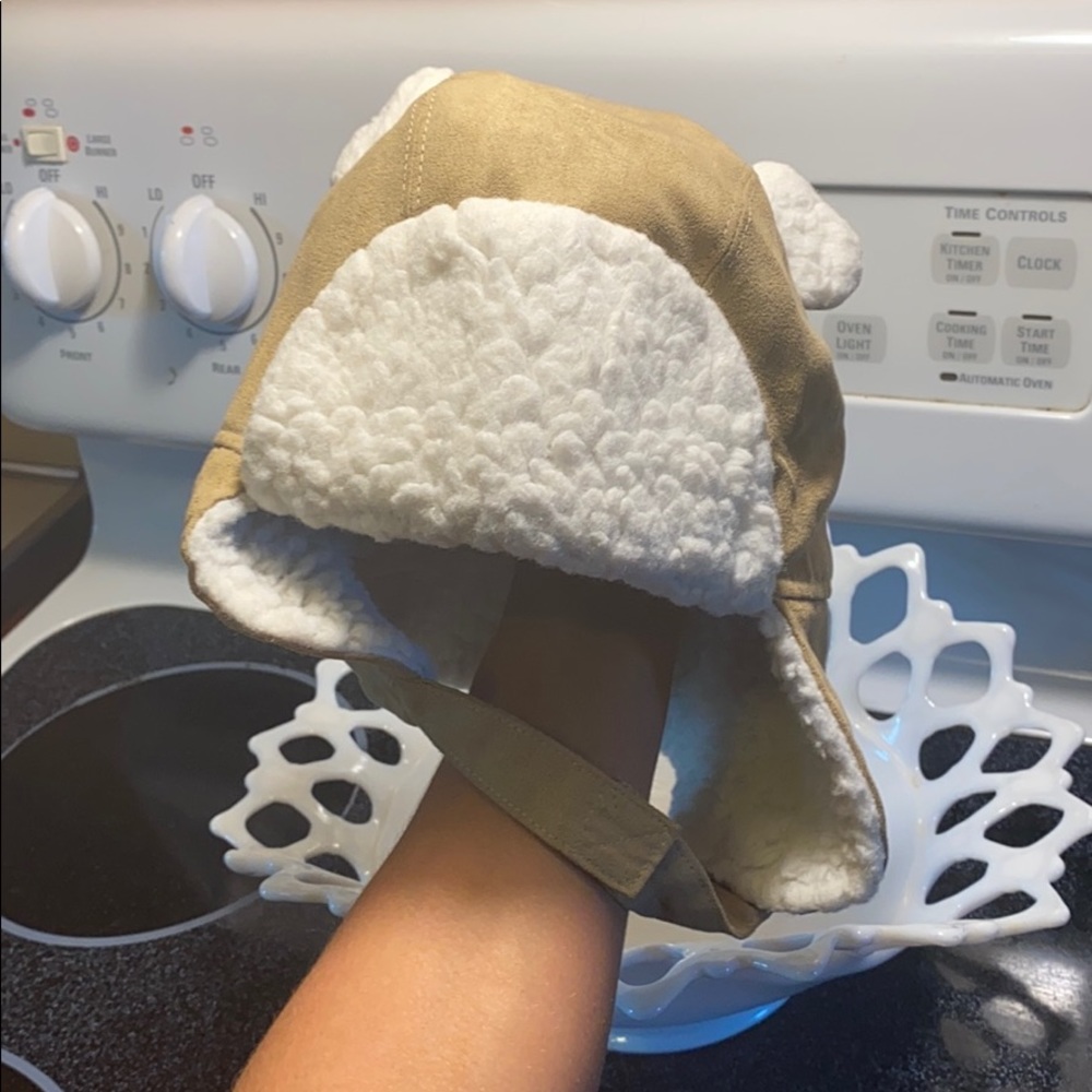 Old navy size 18-24M hat .